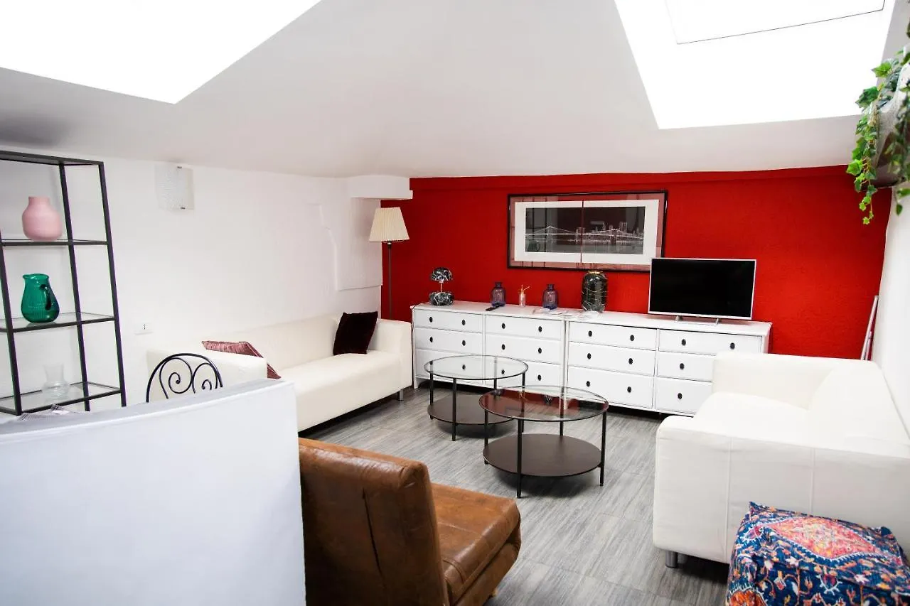 Apartamento Hosting Dreams Attics - Duomo Milán