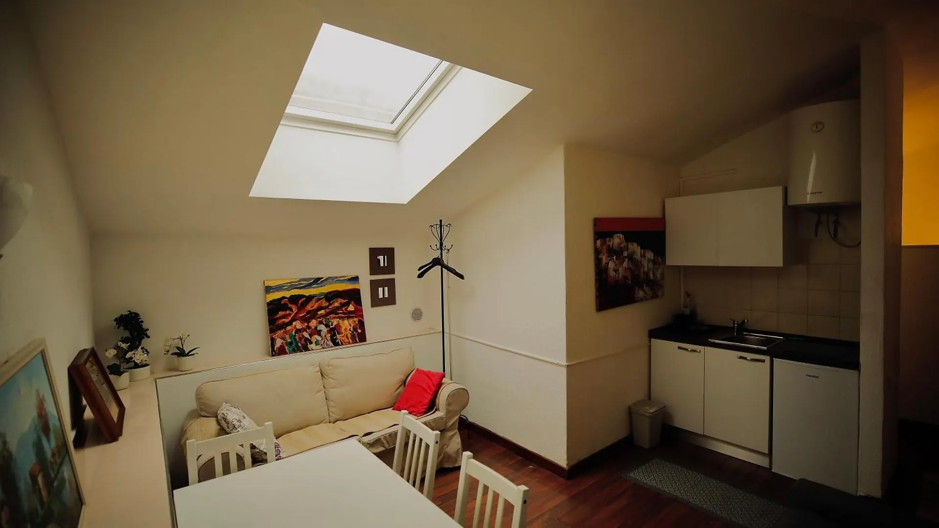 Apartment Ferienwohnung Hosting Dreams Attics - Duomo Mailand