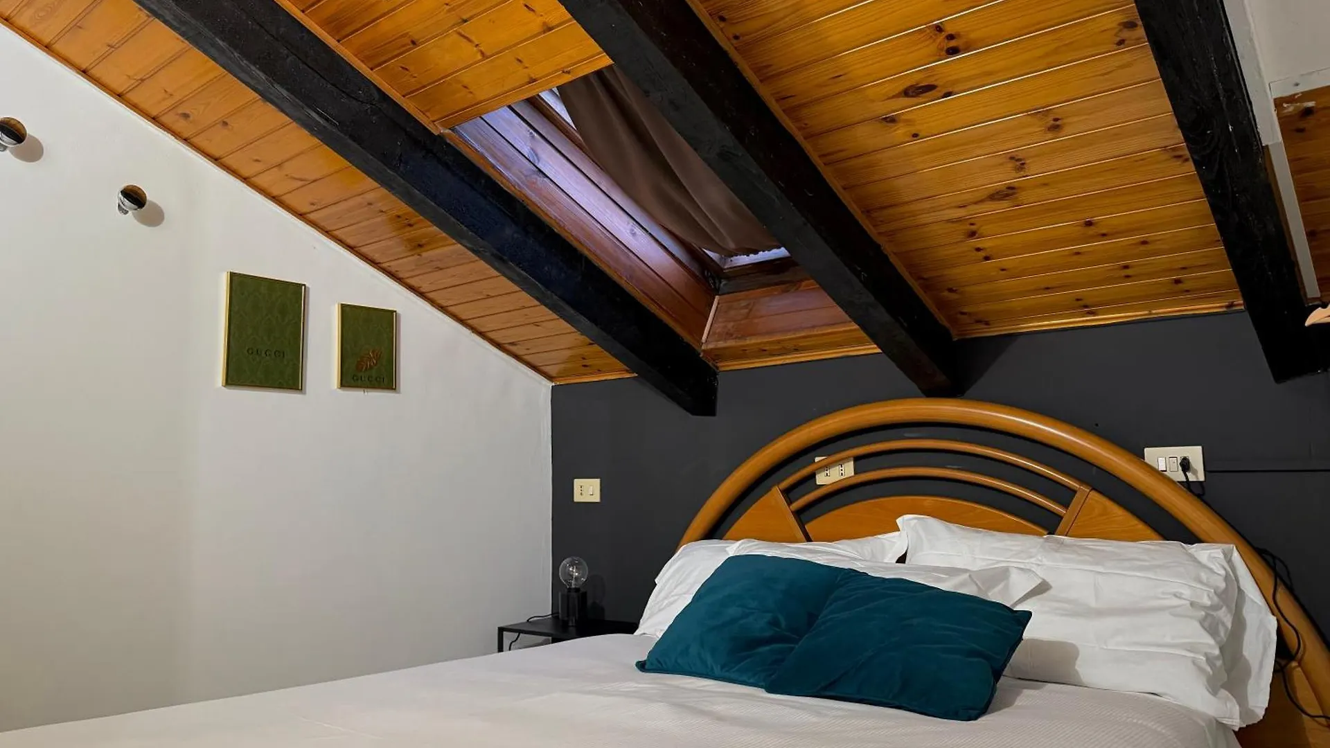 Apartamento Hosting Dreams Attics - Duomo Milán