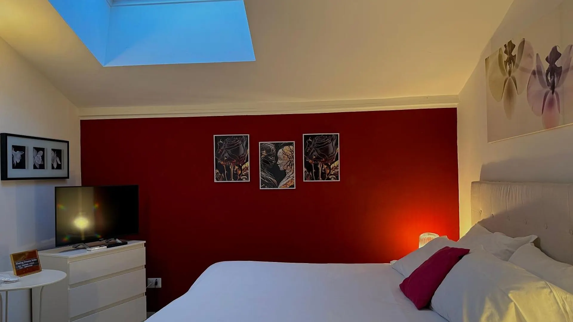 Ferienwohnung Hosting Dreams Attics - Duomo Mailand Apartment
