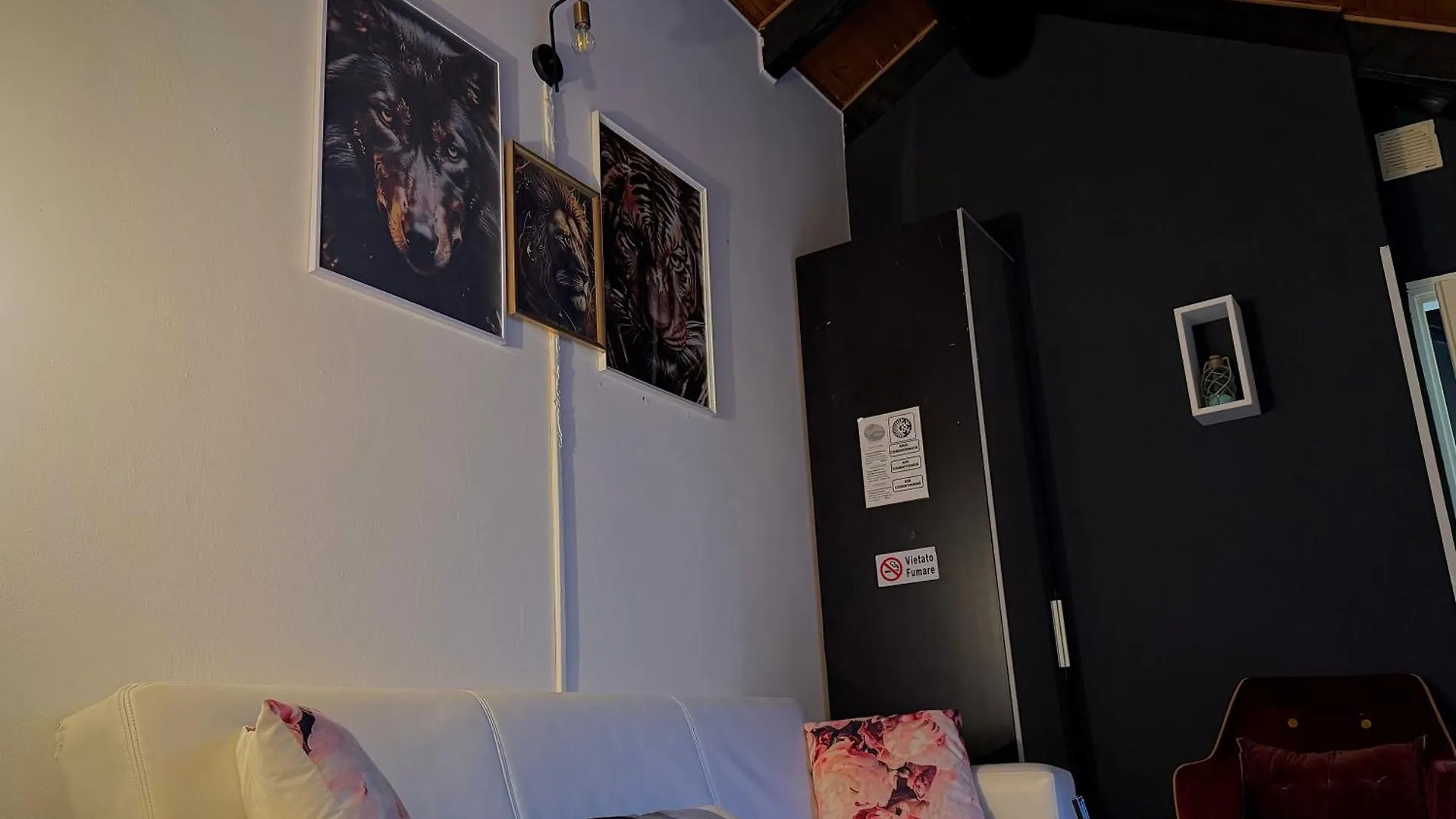 Apartamento Hosting Dreams Attics - Duomo Milán 0*,  Italia